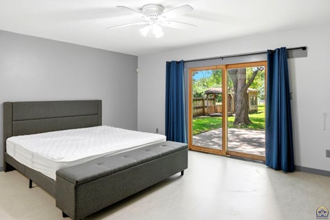 Tiny photo for 2319 SW Burnett Rd, Topeka, KS 66614 (MLS # 244869)