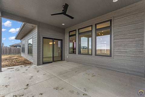 Tiny photo for 2927 SW Greenridge St, Topeka, KS 66614 (MLS # 243329)