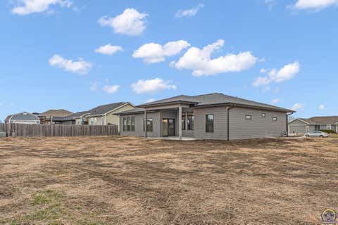 Tiny photo for 2927 SW Greenridge St, Topeka, KS 66614 (MLS # 243329)