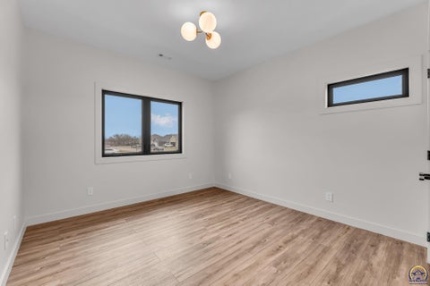 Tiny photo for 2927 SW Greenridge St, Topeka, KS 66614 (MLS # 243329)