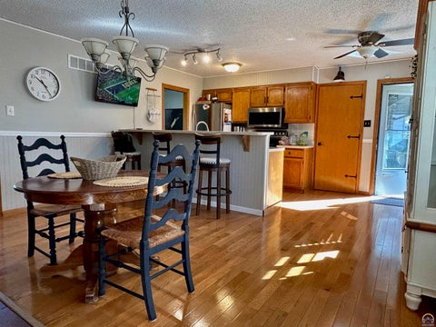 Tiny photo for 5861 SW 27th Ter, Topeka, KS 66614 (MLS # 246879)