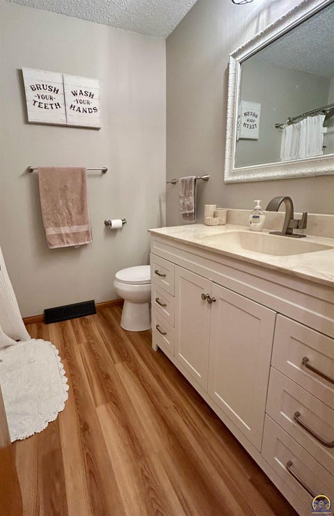 Tiny photo for 5861 SW 27th Ter, Topeka, KS 66614 (MLS # 246879)