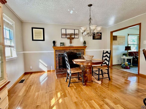 Tiny photo for 5861 SW 27th Ter, Topeka, KS 66614 (MLS # 246879)