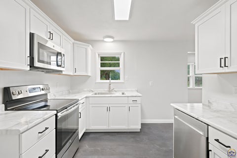 Tiny photo for 6790 Flush Rd, St George, KS 66535 (MLS # 245345)