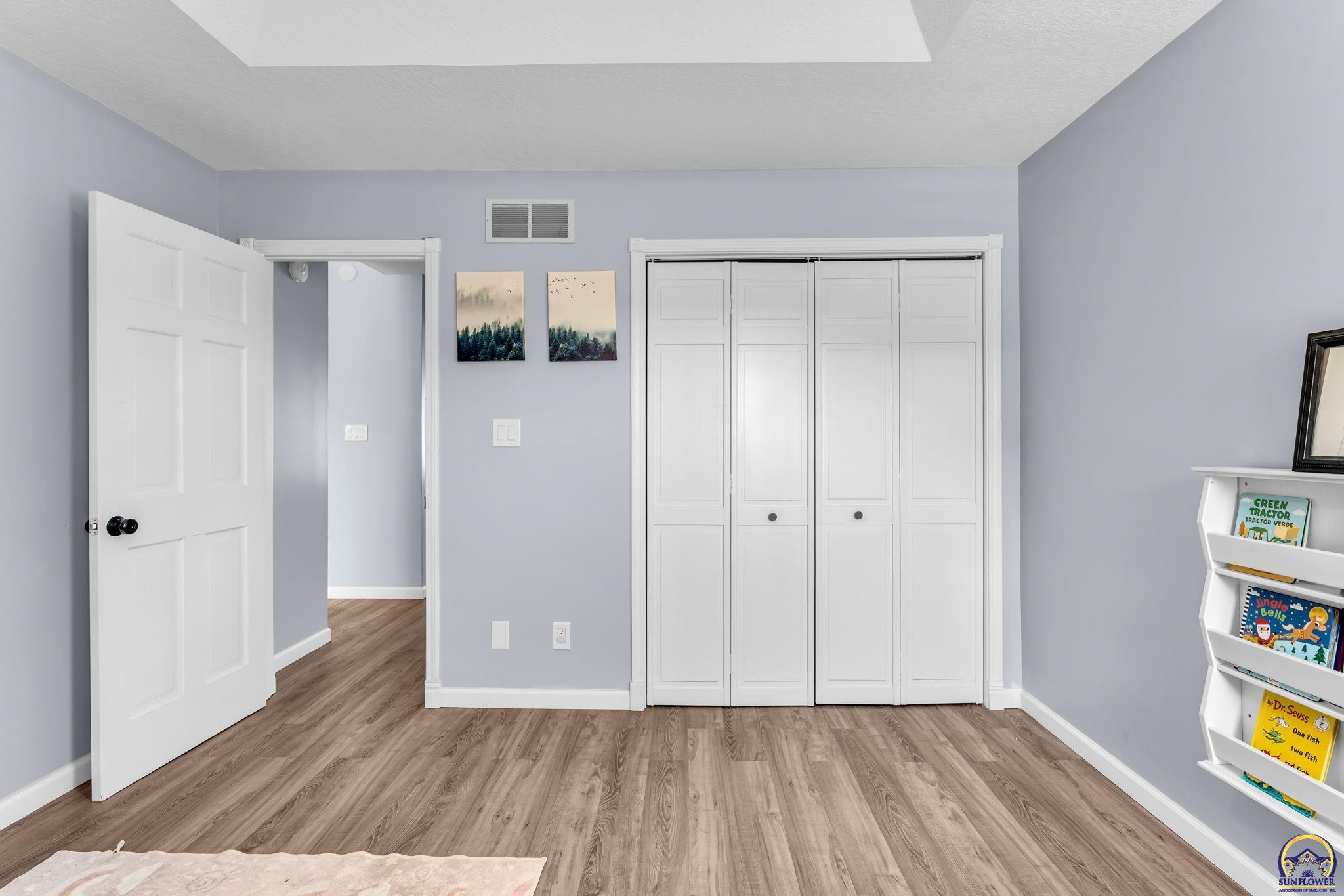 Topeka, Kansas 66618, United States, 4 Bedrooms Bedrooms, ,3 BathroomsBathrooms,Residential,Active,214155