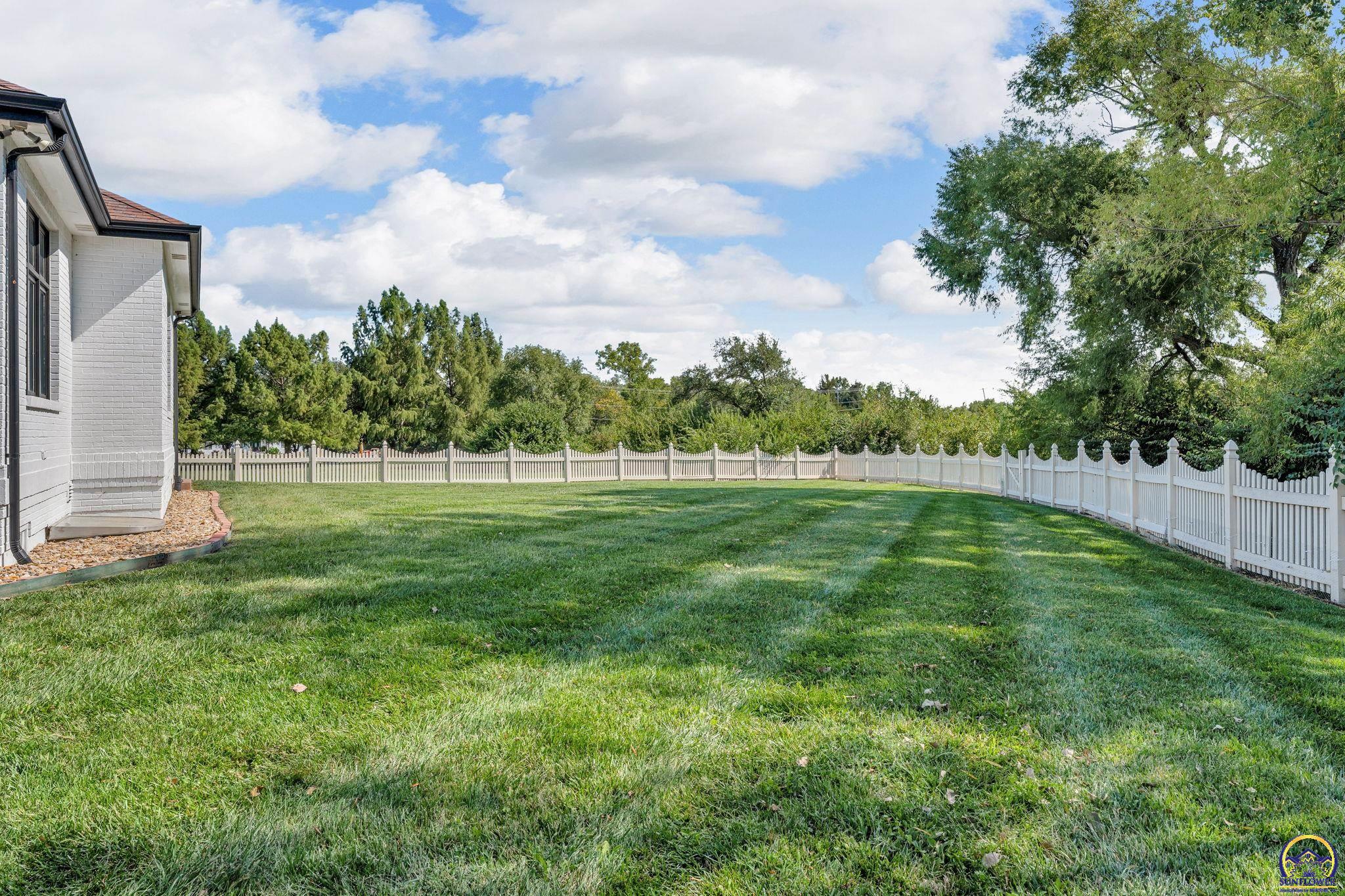 Topeka, Kansas 66618, United States, 4 Bedrooms Bedrooms, ,3 BathroomsBathrooms,Residential,Active,214155