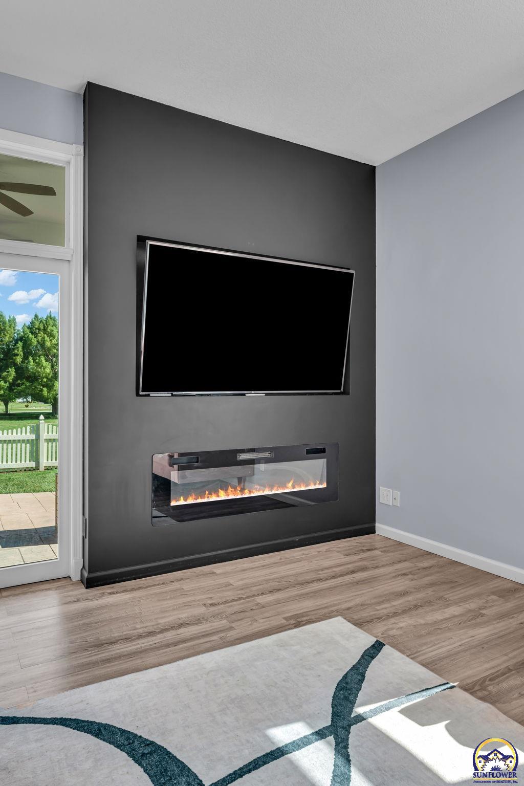 Topeka, Kansas 66618, United States, 4 Bedrooms Bedrooms, ,3 BathroomsBathrooms,Residential,Active,214155