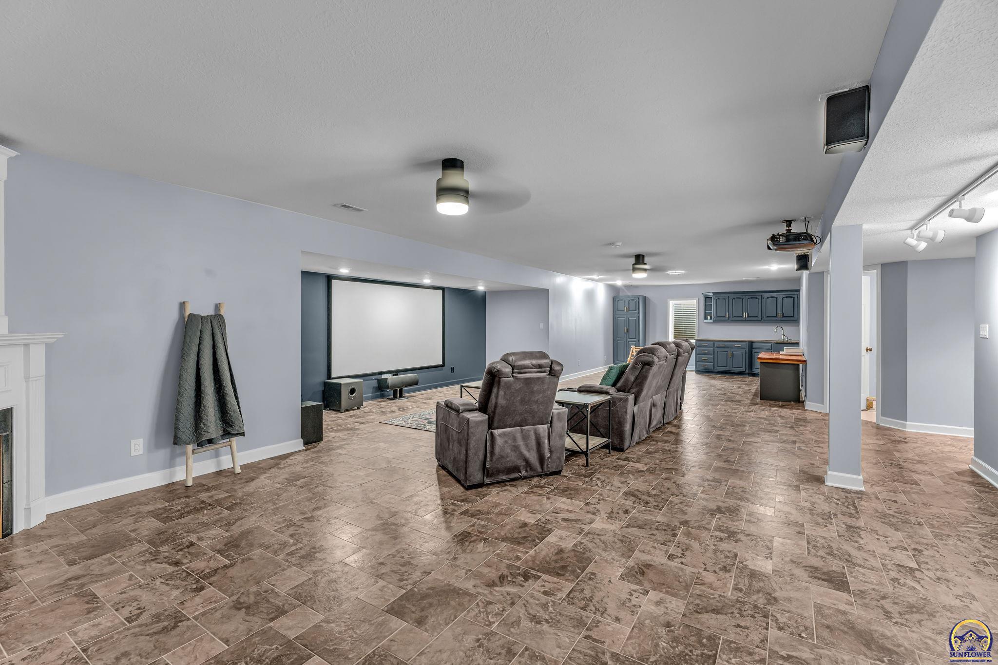 Topeka, Kansas 66618, United States, 4 Bedrooms Bedrooms, ,3 BathroomsBathrooms,Residential,Active,214155