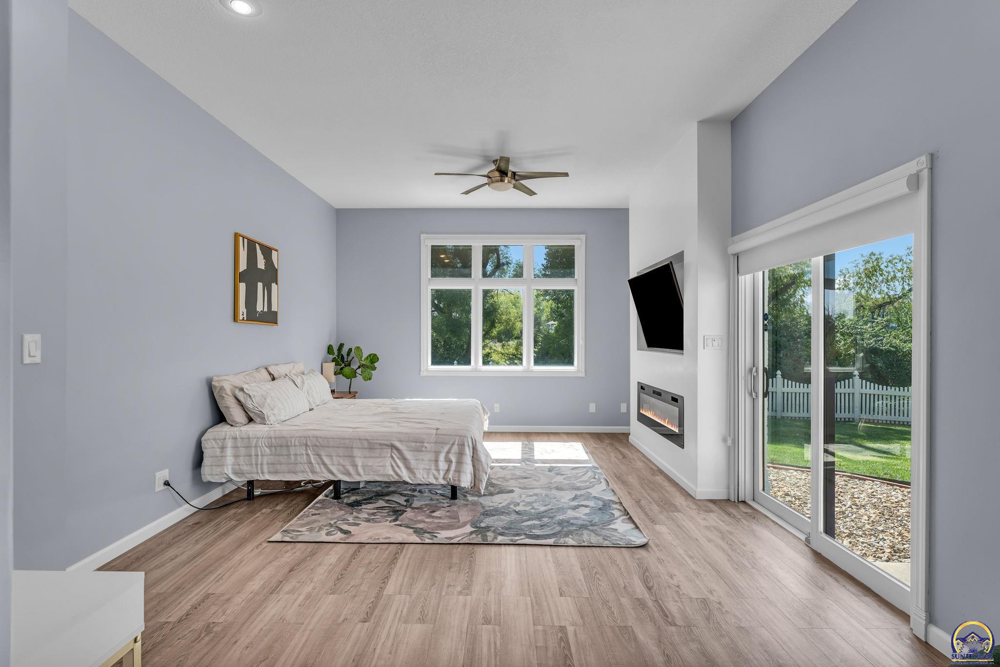 Topeka, Kansas 66618, United States, 4 Bedrooms Bedrooms, ,3 BathroomsBathrooms,Residential,Active,214155