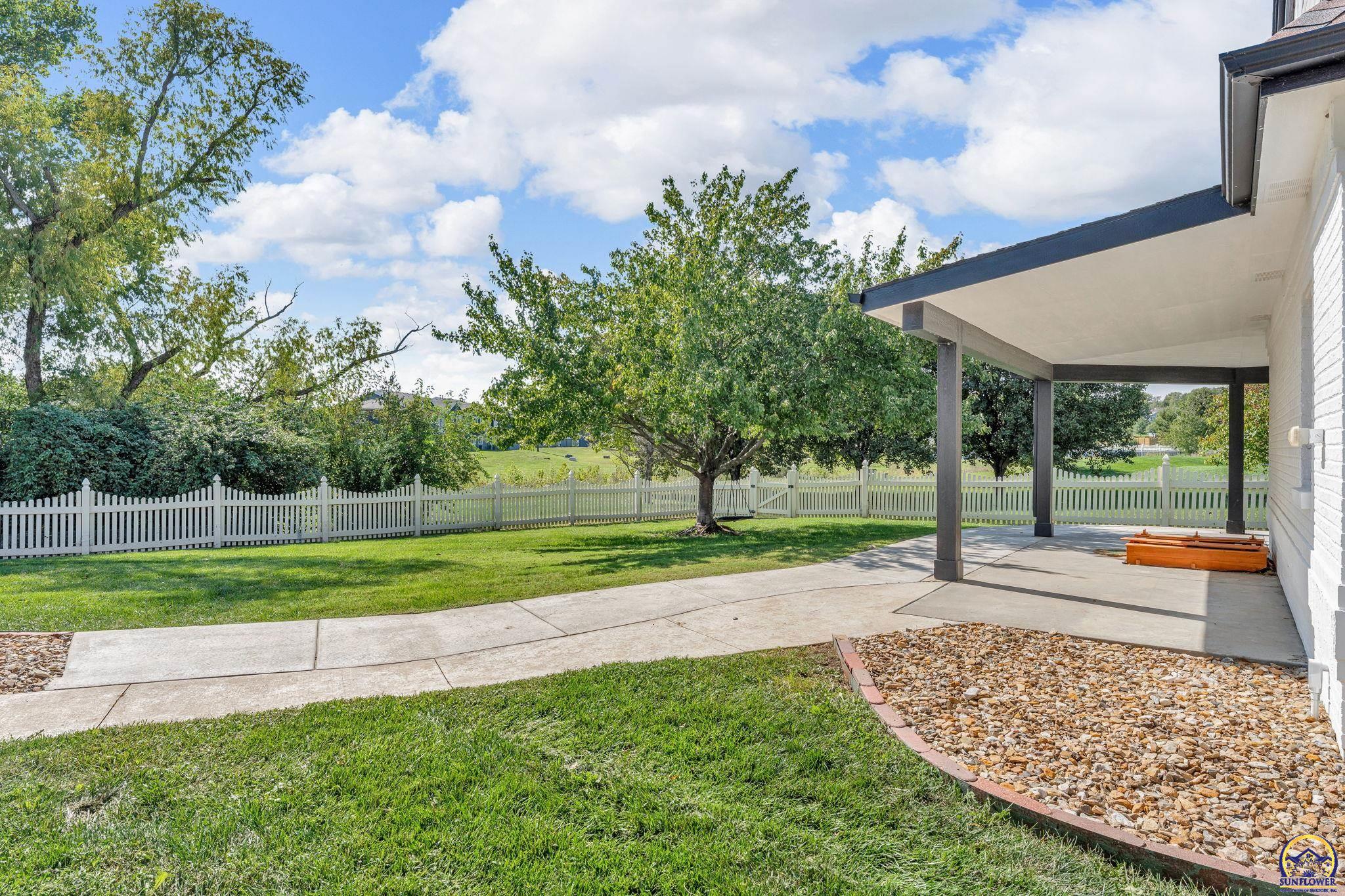 Topeka, Kansas 66618, United States, 4 Bedrooms Bedrooms, ,3 BathroomsBathrooms,Residential,Active,214155