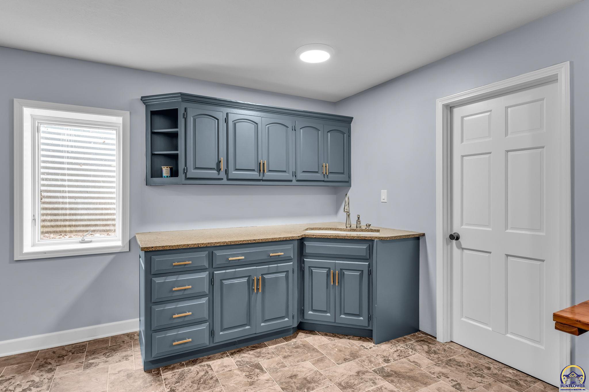 Topeka, Kansas 66618, United States, 4 Bedrooms Bedrooms, ,3 BathroomsBathrooms,Residential,Active,214155