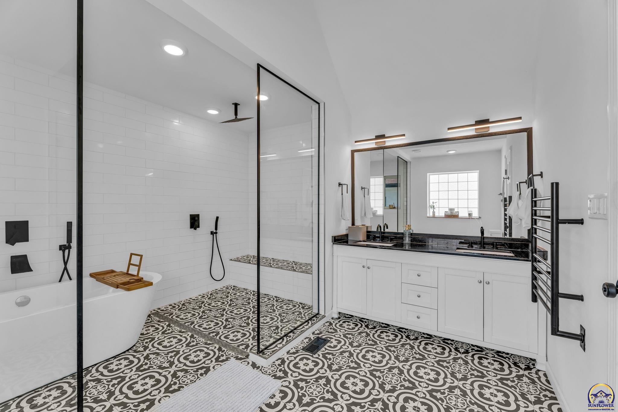 Topeka, Kansas 66618, United States, 4 Bedrooms Bedrooms, ,3 BathroomsBathrooms,Residential,Active,214155