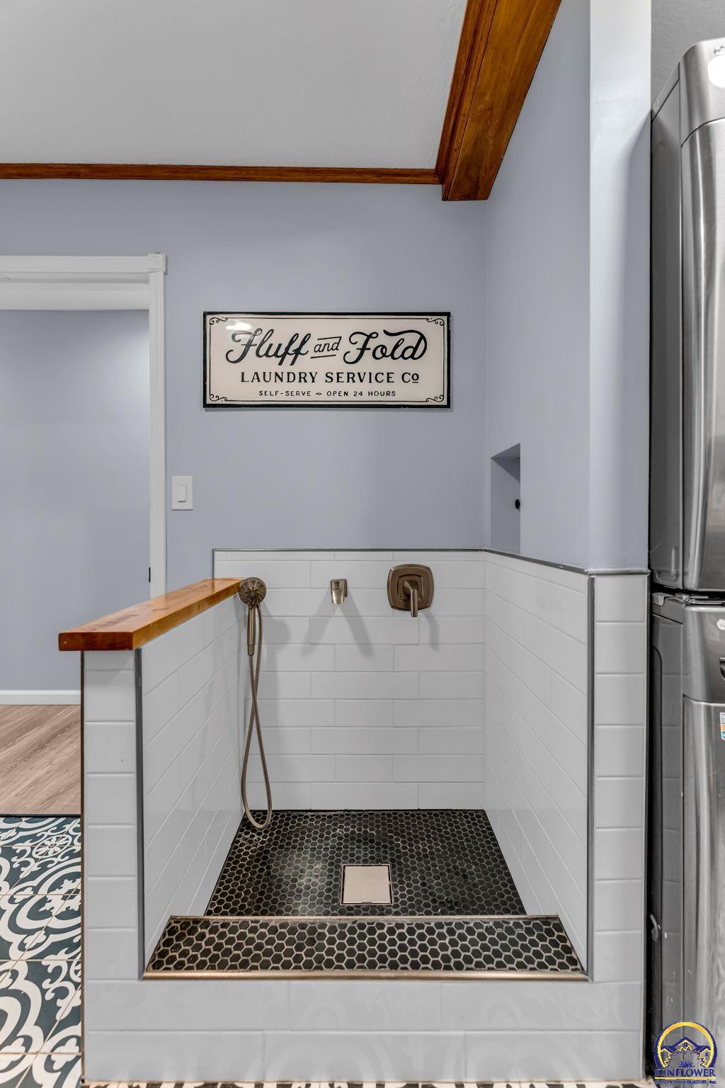 Topeka, Kansas 66618, United States, 4 Bedrooms Bedrooms, ,3 BathroomsBathrooms,Residential,Active,214155