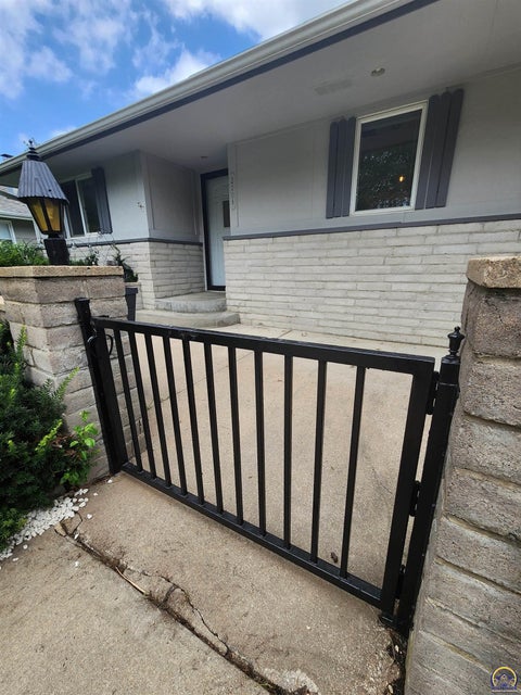 Tiny photo for 2008 Meadowlark Ln, Emporia, KS 66801 (MLS # 245484)