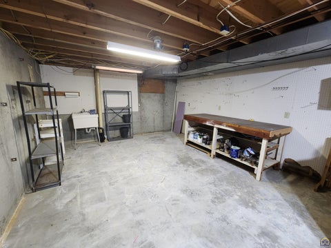 Tiny photo for 2008 Meadowlark Ln, Emporia, KS 66801 (MLS # 245484)