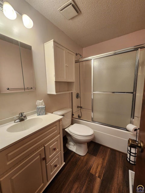 Tiny photo for 2008 Meadowlark Ln, Emporia, KS 66801 (MLS # 245484)