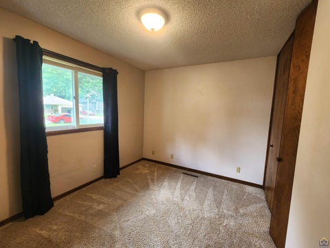 Tiny photo for 2008 Meadowlark Ln, Emporia, KS 66801 (MLS # 245484)