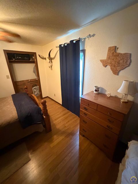 Tiny photo for 114 S Walnut St, Neosho Rapids, KS 66864 (MLS # 244883)