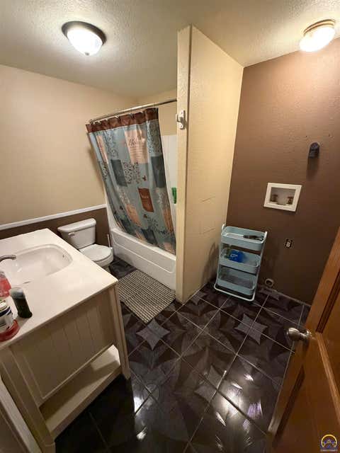 Tiny photo for 114 S Walnut St, Neosho Rapids, KS 66864 (MLS # 244883)