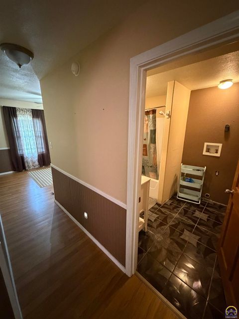 Tiny photo for 114 S Walnut St, Neosho Rapids, KS 66864 (MLS # 244883)