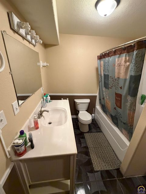 Tiny photo for 114 S Walnut St, Neosho Rapids, KS 66864 (MLS # 244883)