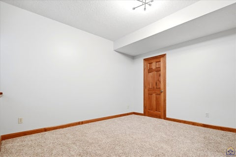 Tiny photo for 4226 SW Clarion Lakes Dr, Topeka, KS 66610 (MLS # 245784)