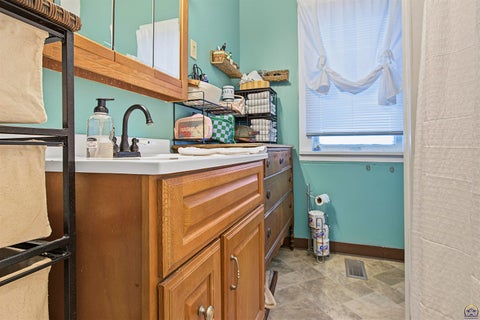Tiny photo for 402 Bertrand AVE, St. Marys, KS 66536 (MLS # 246940)