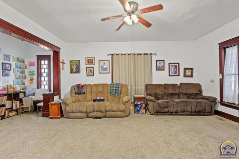Tiny photo for 402 Bertrand AVE, St. Marys, KS 66536 (MLS # 246940)