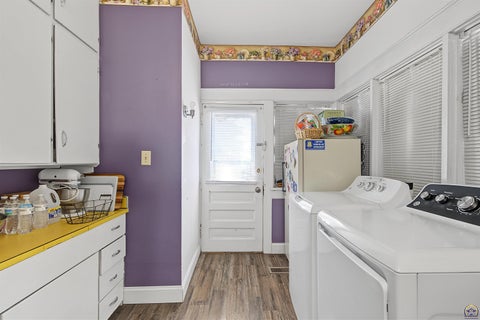 Tiny photo for 402 Bertrand AVE, St. Marys, KS 66536 (MLS # 246940)