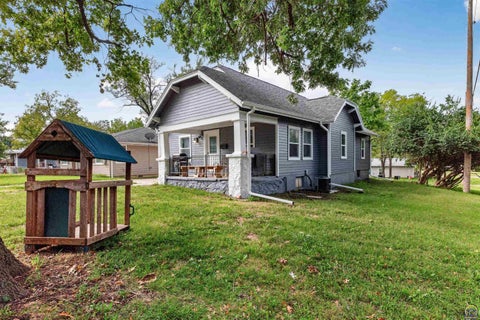 Tiny photo for 2601 SW Clay St, Topeka, KS 66611 (MLS # 246793)