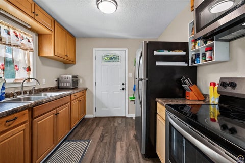 Tiny photo for 2601 SW Clay St, Topeka, KS 66611 (MLS # 246793)