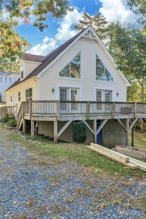 Photo of 132 Yearling Lane, Blowing Rock, NC 28605 (MLS # 262995)