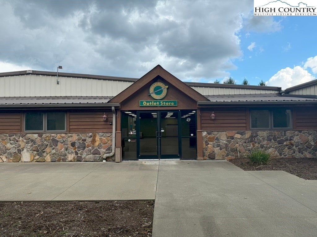 374 Industrial Park Drive