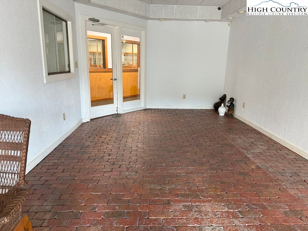 374 Industrial Park Drive