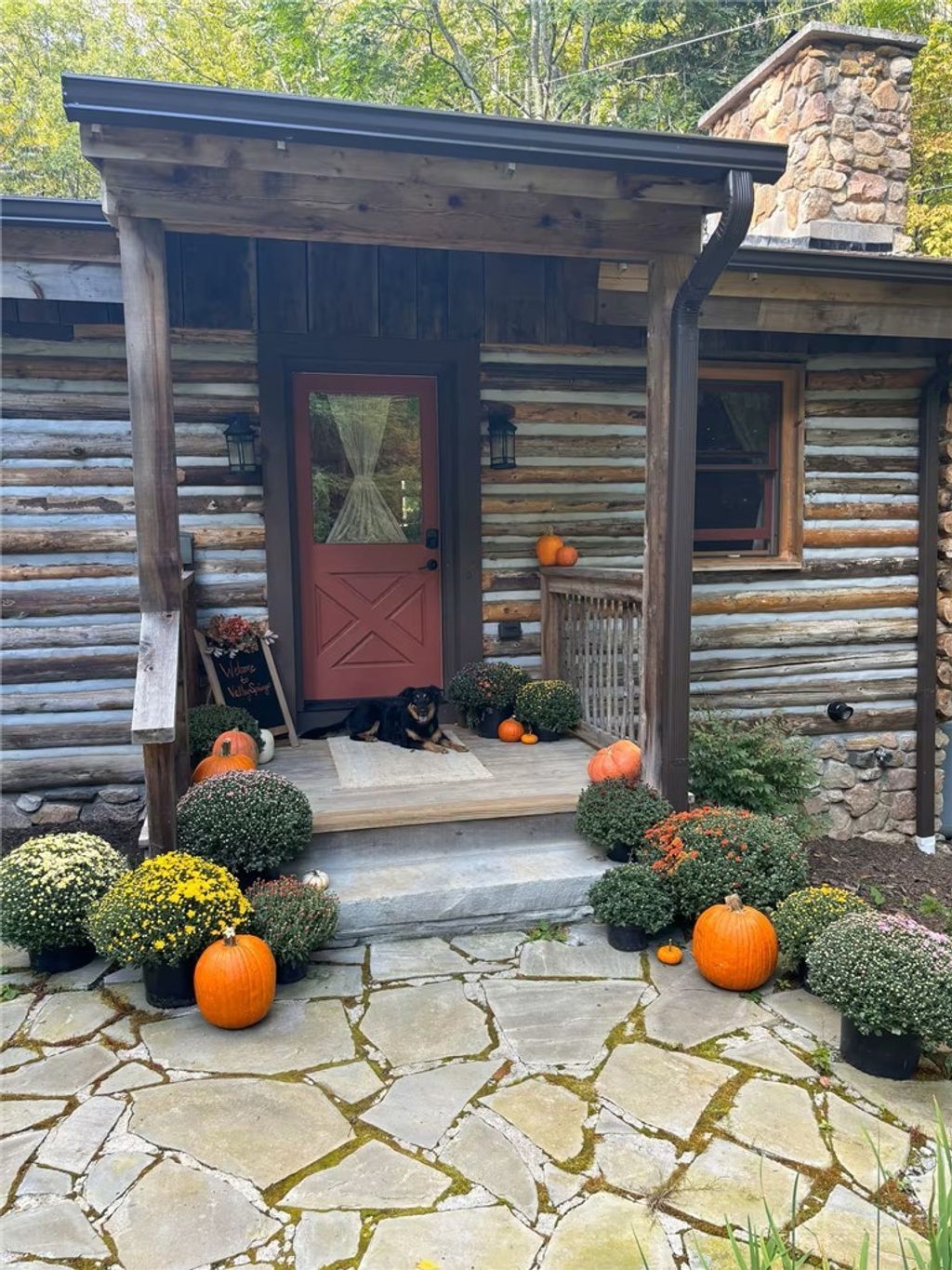 Photo of 635/634 Little Horse Creek Road, Newland, NC 28657 (MLS # 261955)