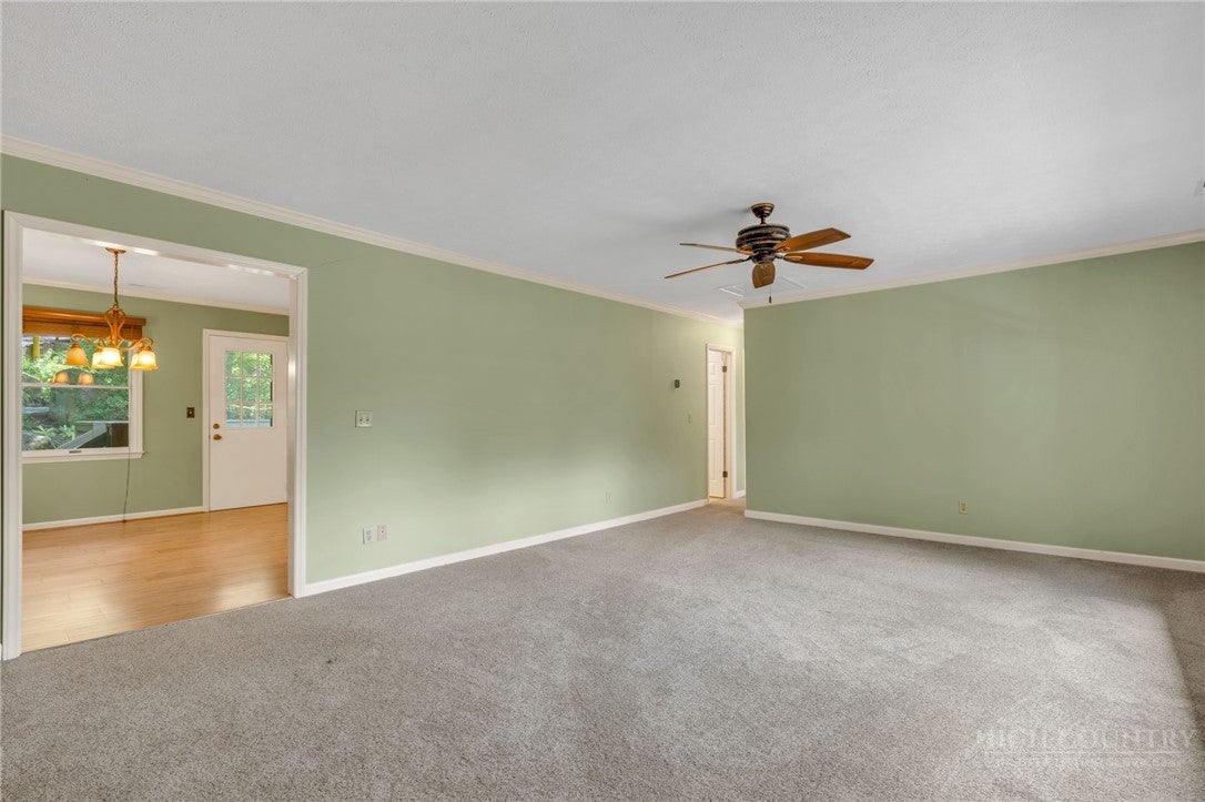 150 Village Green F-6