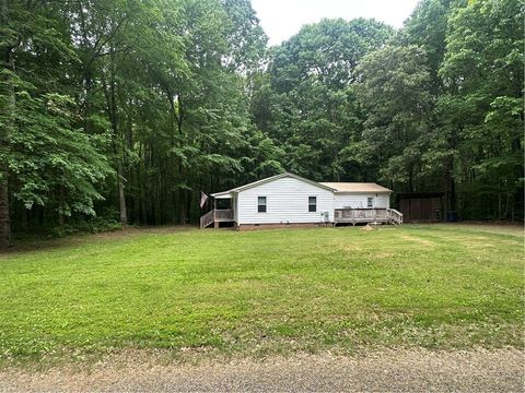 Photo of 285 Martin Brook Lane, Cleveland, NC 27013 (MLS # 261326)