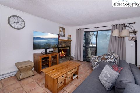 Photo of 103 Mid Holiday Lane Lane #115 D, Beech Mountain, NC 28604 (MLS # 248824)