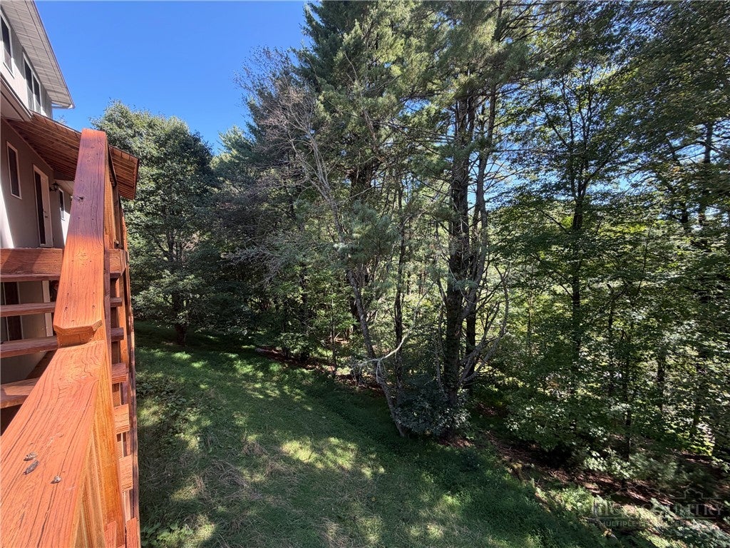 240 Hiview Drive