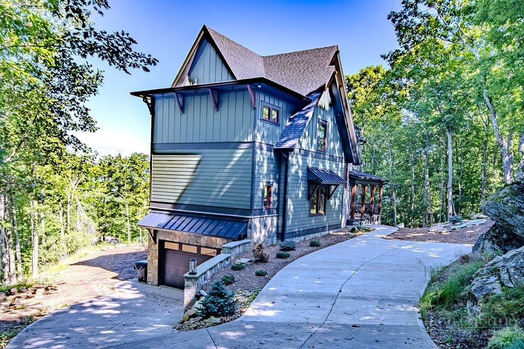 1190 Grandview Drive Extension
