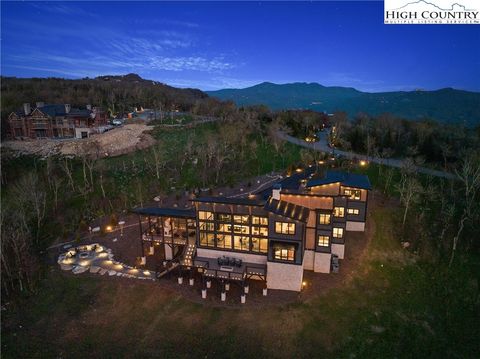 Photo of 293 Lodge Ridge Trail, Banner Elk, NC 28604 (MLS # 255886) Photo of 293 Lodge Ridge Trail, Banner Elk, NC 28604 (MLS # 255886)