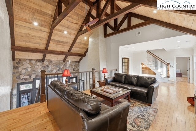 457 Autumn Leaf Way