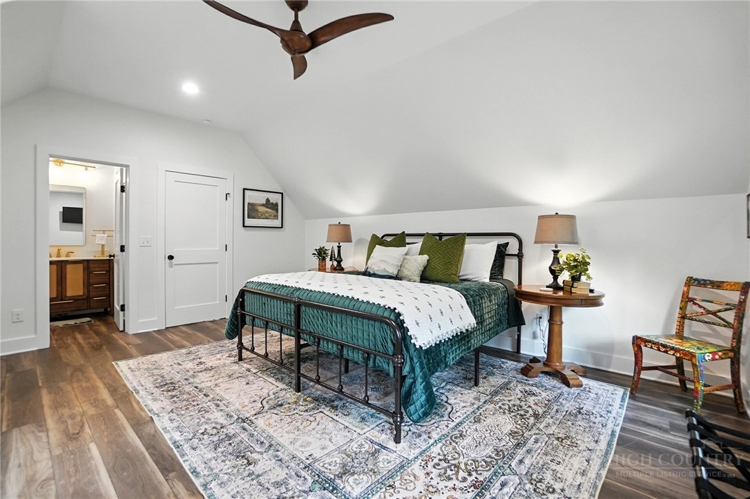 Lansing, North Carolina, 28643, United States, 3 Bedrooms Bedrooms, ,6 BathroomsBathrooms,Residential,Active,2035623