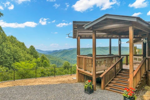 Photo of 118 Paisley View, Lenoir, NC 28645 (MLS # 262426)
