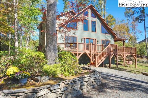 Photo of 168 Green Berry Lane, Vilas, NC 28692 (MLS # 258435)