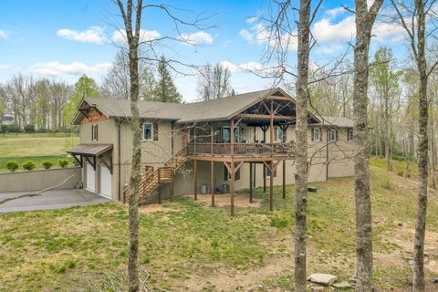 Photo of 811 Linhigh Dr, Newland, NC 28657 (MLS # 261576)
