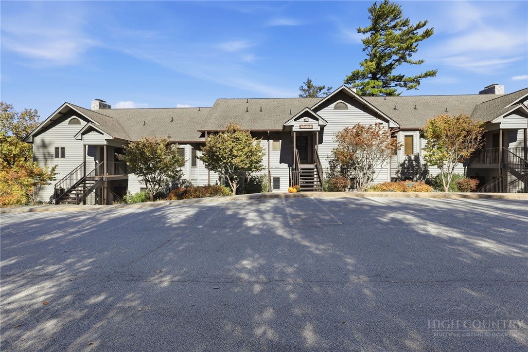 491 Waterside Drive 2