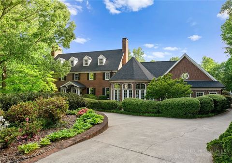 Photo of 240 NW 21st Avenue Drive, Hickory, NC 28601 (MLS # 261241)