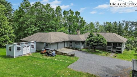 Photo of 931,935 Don Bare Road, Jefferson, NC 28640 (MLS # 259773)