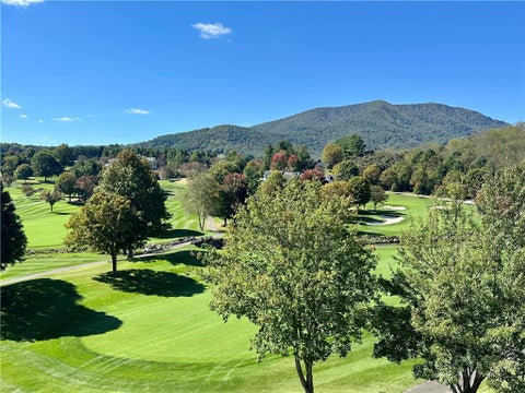 Photo of 170 Fairway View Place #B3, Jefferson, NC 28640 (MLS # 265016)